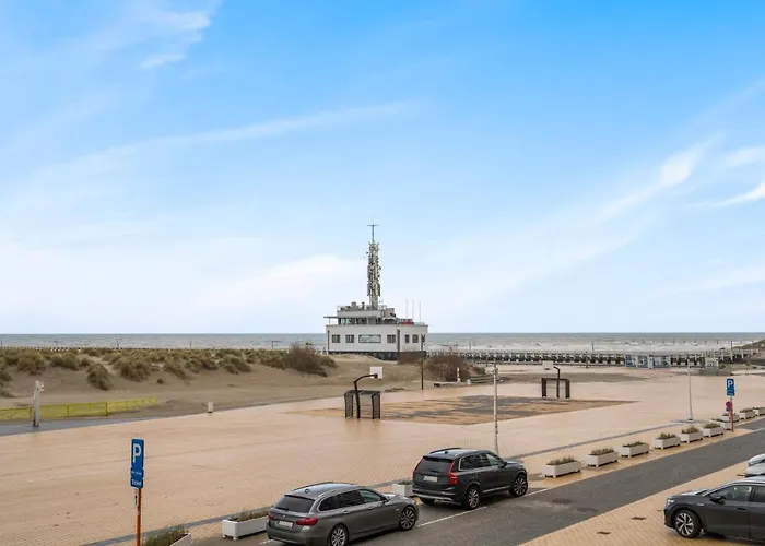 Romantic Getaway With Sea View In Nieuwpoort
